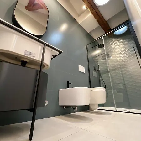 Attico Vivit 40 아파트